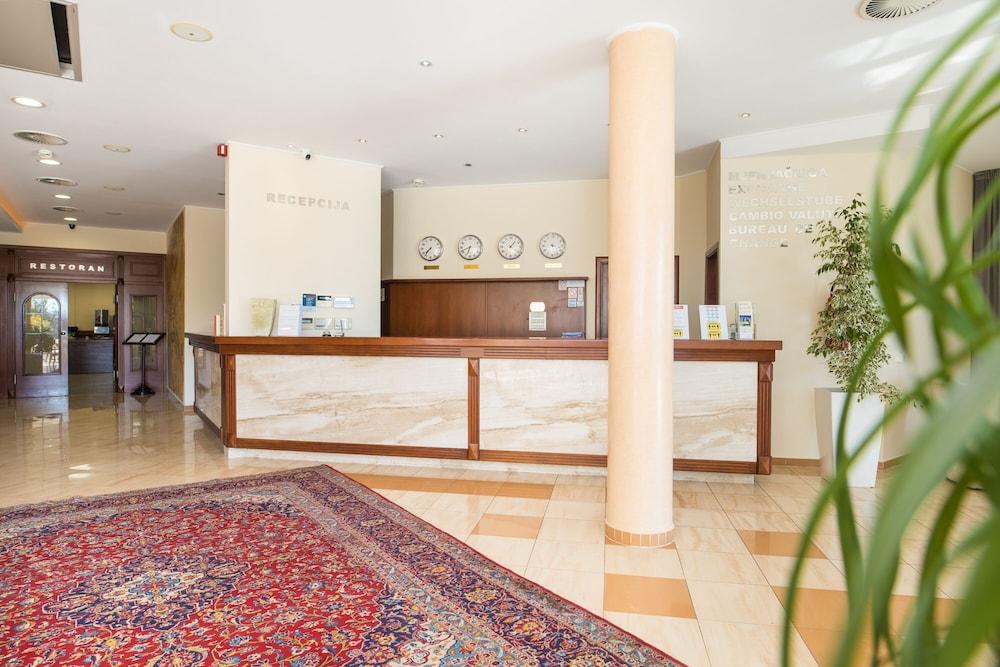 Hotel Bella Vista Drvenik  Exterior foto